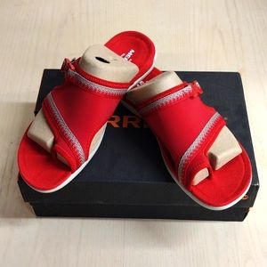 Merrell Women's DISTRICT MURI WRAP Slippers!